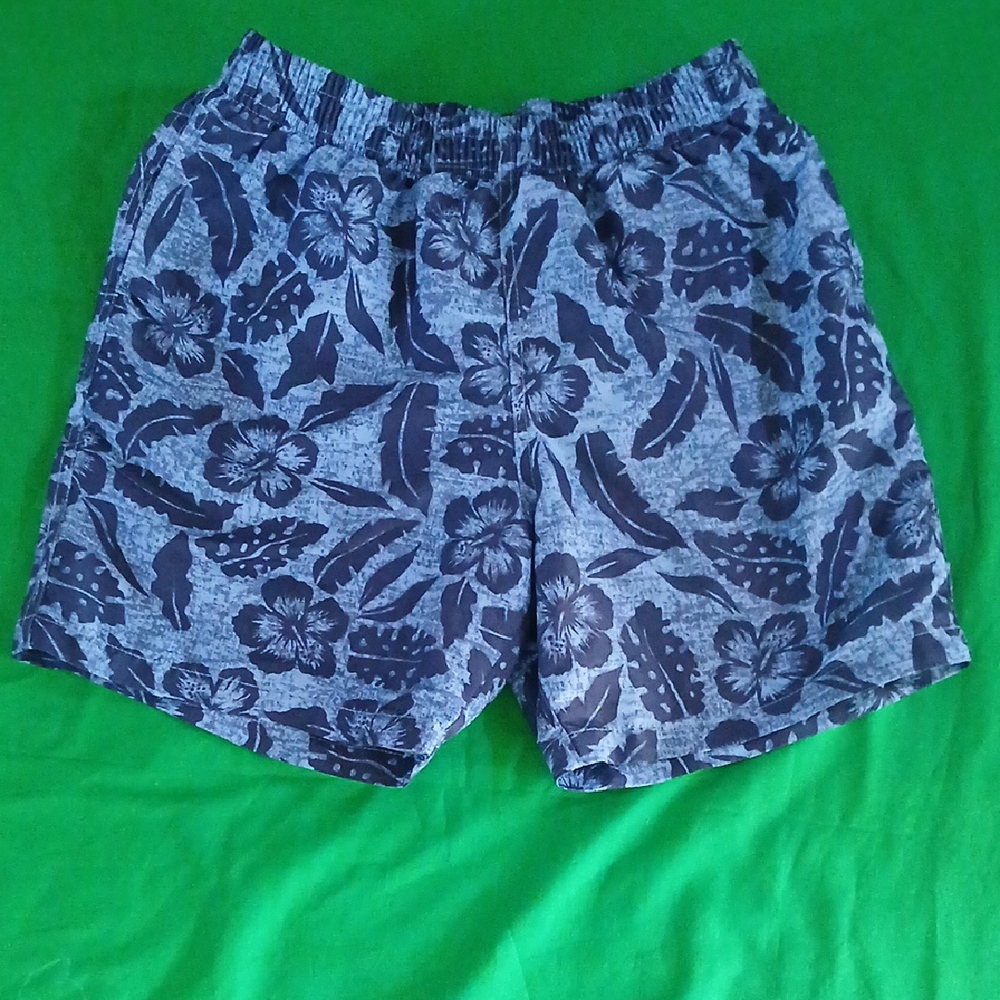 Floral Patterned Swimming Shorts